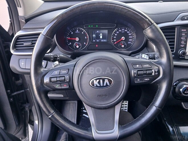 Kia Sorento 2017, 232,200 km - 2.0 l - Bakı