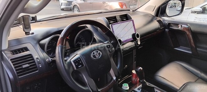 Toyota Land Cruiser Prado 2010, 182,000 km - 2.7 l - Bakı