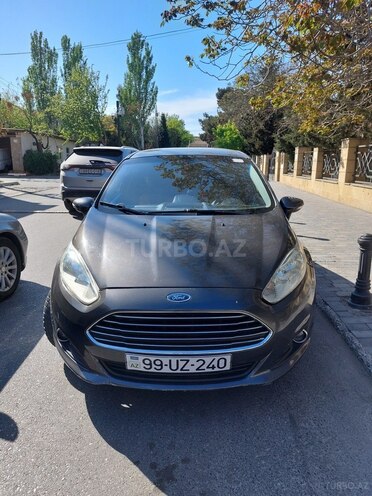 Ford Fiesta 2015, 104,000 km - 1.6 л - Bakı