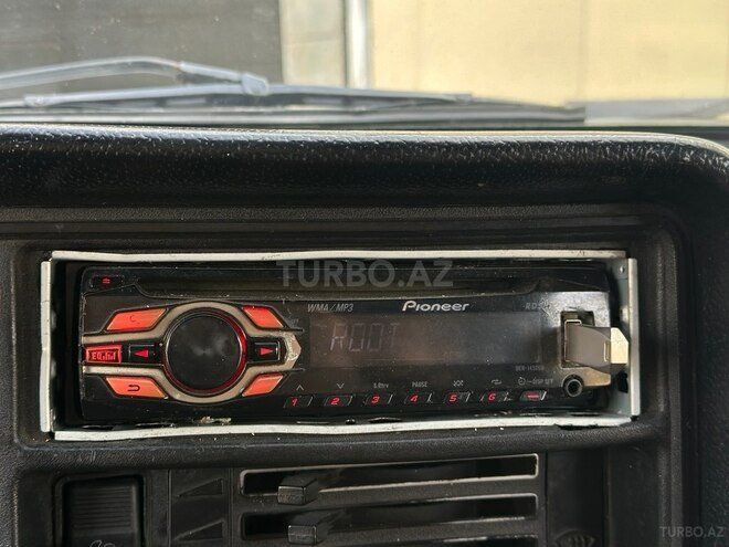LADA (VAZ) 2107 2000, 228,000 km - 1.7 л - Yevlax