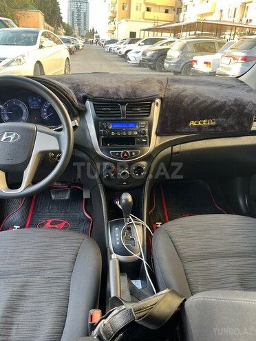 Hyundai Accent 2015, 285,000 km - 1.6 l - Bakı