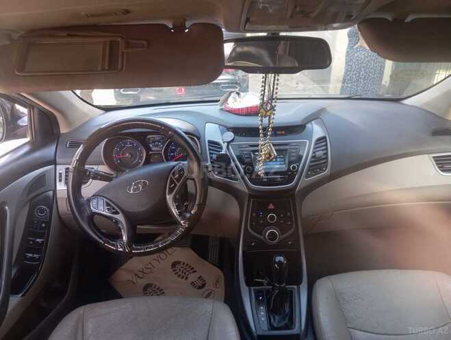 Hyundai Elantra 2015, 190,000 km - 1.8 л - Sumqayıt
