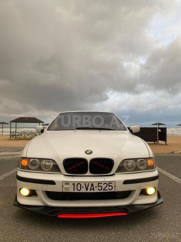 BMW 525 2002, 300,000 km - 2.5 l - Bakı