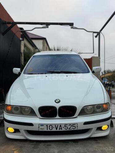 BMW 525 2002, 300,000 km - 2.5 l - Bakı