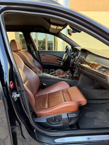 BMW 520 2006, 357,000 km - 2.0 l - Bakı