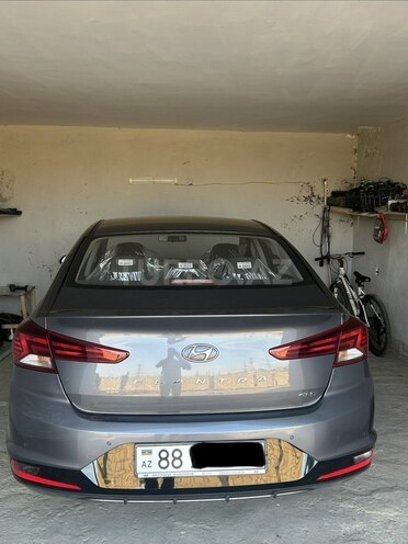 Hyundai Elantra 2019, 75,123 km - 1.6 l - Bakı