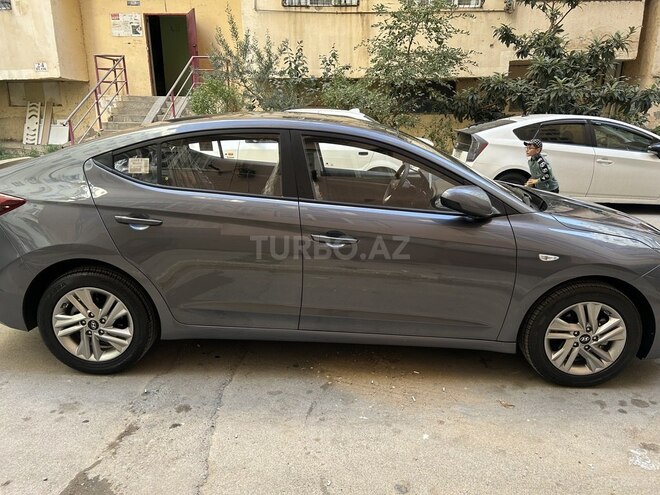 Hyundai Elantra 2019, 75,123 km - 1.6 l - Bakı