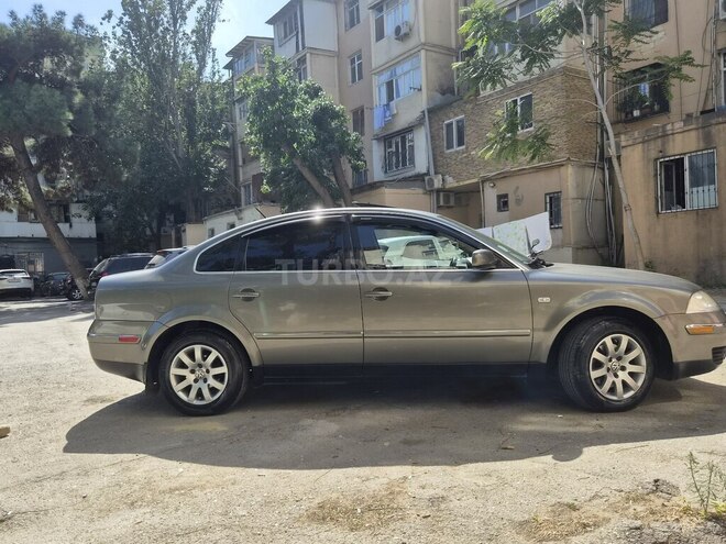 Volkswagen Passat 2002, 238,854 km - 1.8 l - Bakı