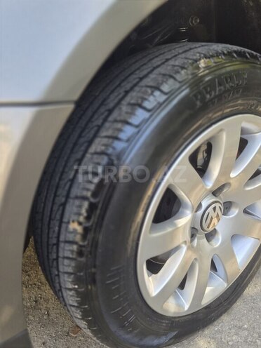 Volkswagen Passat 2002, 238,854 km - 1.8 l - Bakı