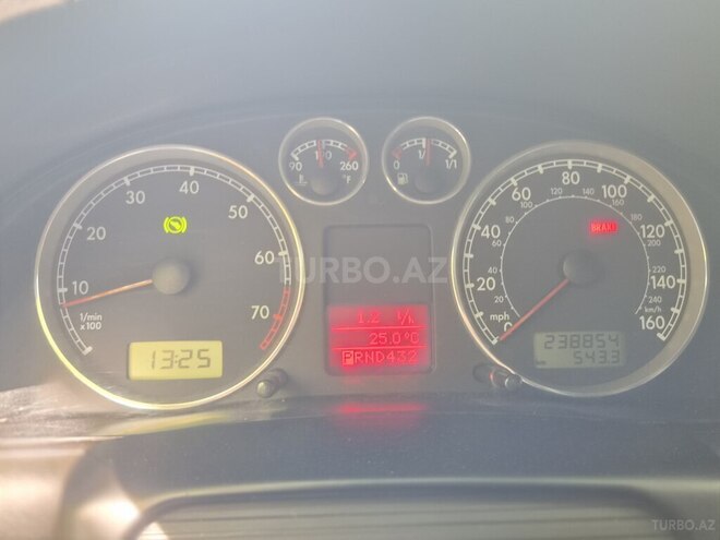 Volkswagen Passat 2002, 238,854 km - 1.8 l - Bakı