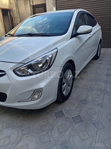 Hyundai Accent 2015, 217,350 km - 1.4 l - Bakı