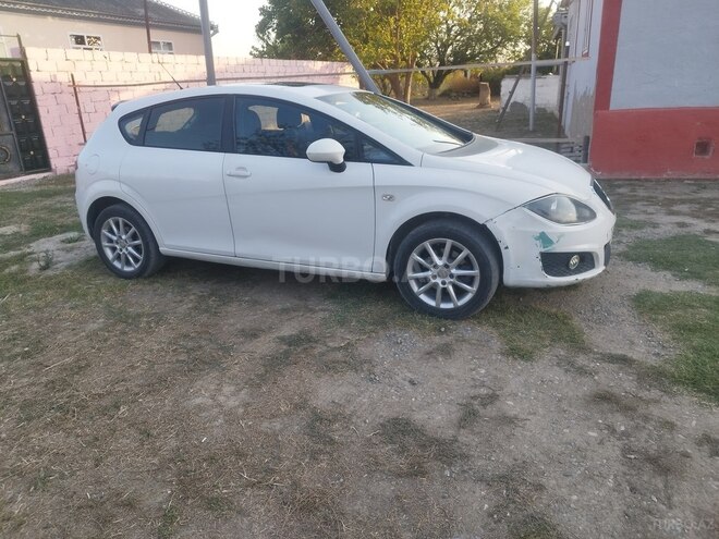 SEAT Leon 2012, 256,750 km - 1.6 l - Salyan