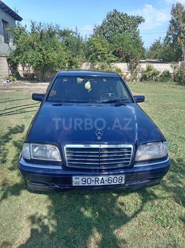 Mercedes C 220 1996, 345,620 km - 2.2 л - Yevlax