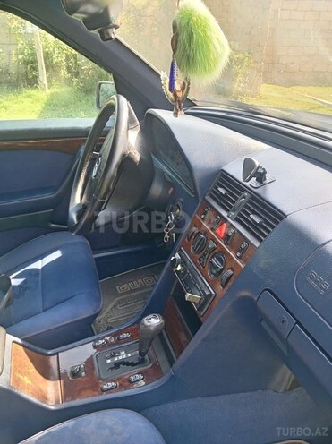 Mercedes C 220 1996, 345,620 km - 2.2 л - Yevlax