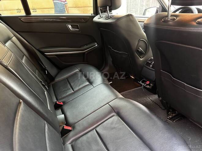 Mercedes E 220 2010, 287,000 km - 2.1 л - Bakı