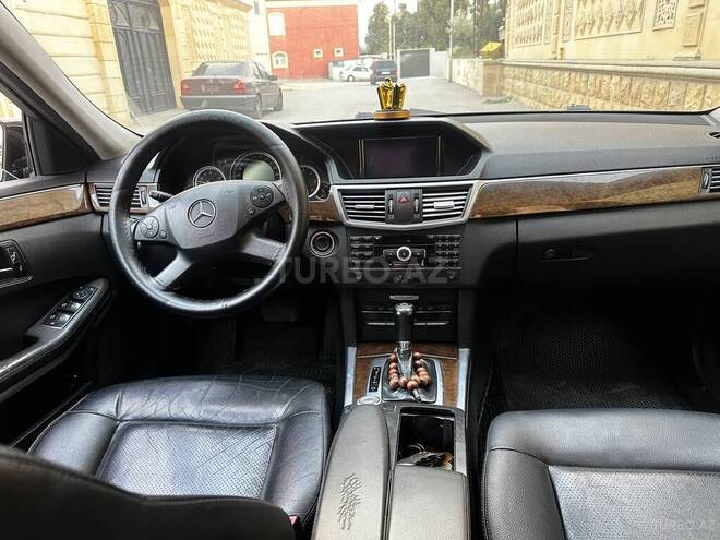 Mercedes E 220 2010, 287,000 km - 2.1 л - Bakı