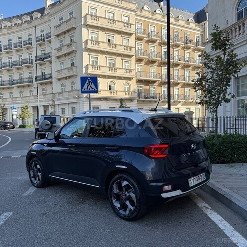 Hyundai Venue 2023, 57,000 km - 1.6 л - Bakı
