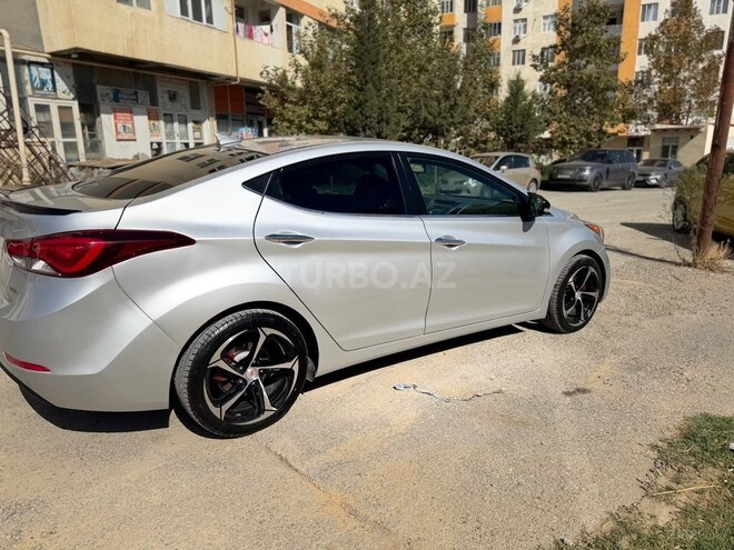 Hyundai Elantra 2015, 250,000 km - 1.8 l - Bakı