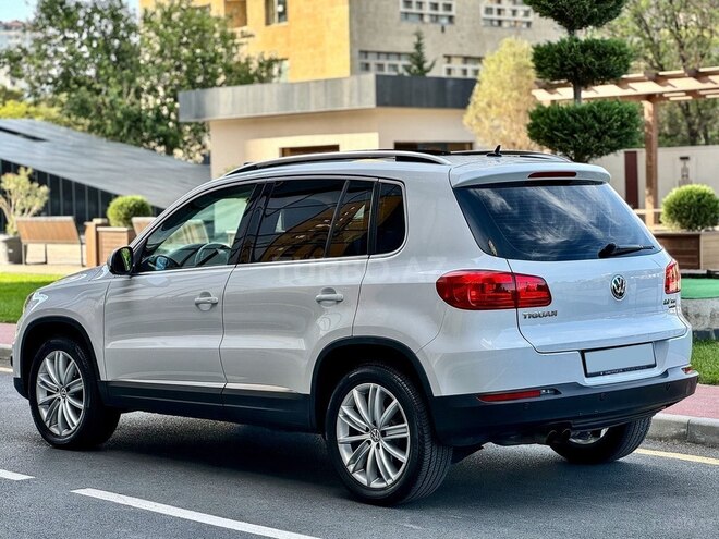 Volkswagen Tiguan 2011, 89,000 km - 2.0 l - Bakı