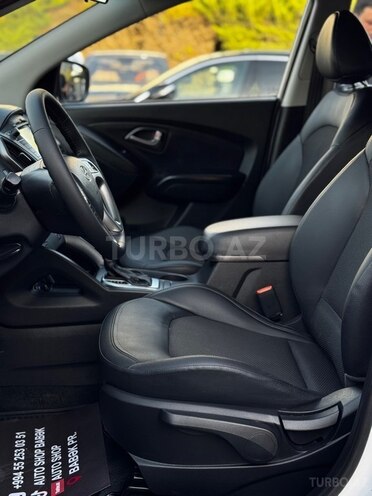 Hyundai ix35 2014, 235,000 km - 2.0 l - Bakı