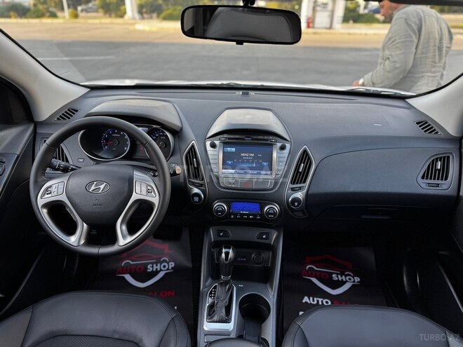 Hyundai ix35 2014, 235,000 km - 2.0 l - Bakı