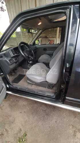 Opel Frontera 1995, 233,000 km - 2.3 l - Bakı