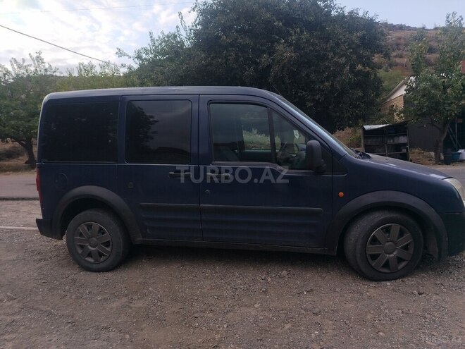 Ford Tourneo Connect 2005, 442,000 km - 1.8 l - Tovuz