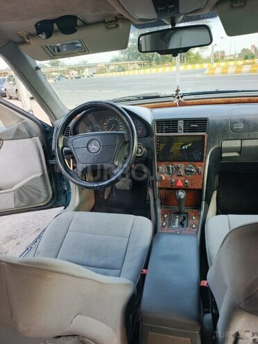 Mercedes C 200 1996, 432,565 km - 2.0 l - Mingəçevir