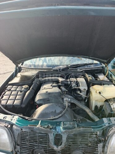 Mercedes C 200 1996, 432,565 km - 2.0 l - Mingəçevir