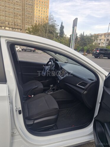 Hyundai Accent 2018, 144,000 km - 1.4 л - Bakı