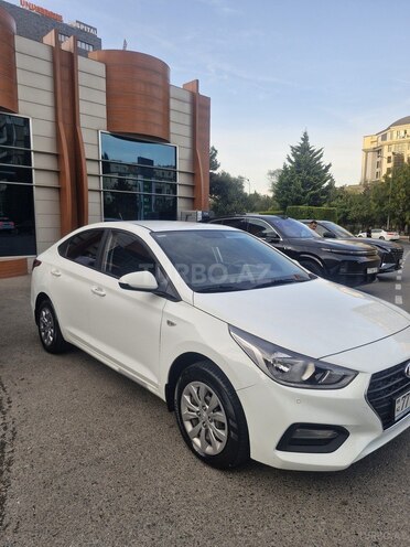 Hyundai Accent 2018, 144,000 km - 1.4 л - Bakı