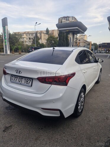 Hyundai Accent 2018, 144,000 km - 1.4 л - Bakı