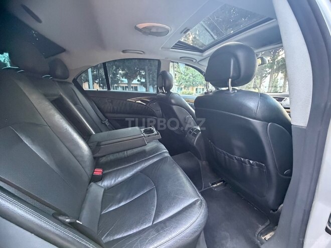 Mercedes E 270 2004, 232,000 km - 2.7 l - Bakı