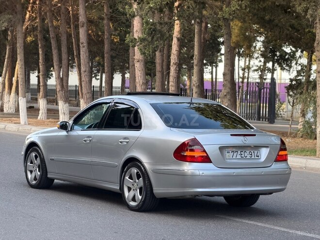 Mercedes E 270 2004, 232,000 km - 2.7 l - Bakı