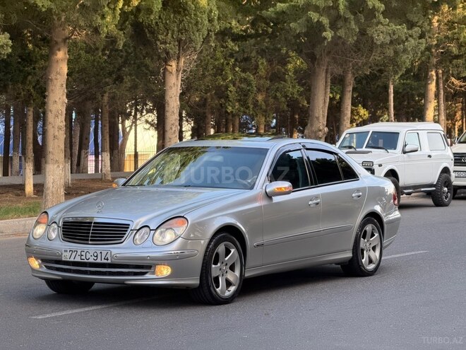 Mercedes E 270 2004, 232,000 km - 2.7 l - Bakı