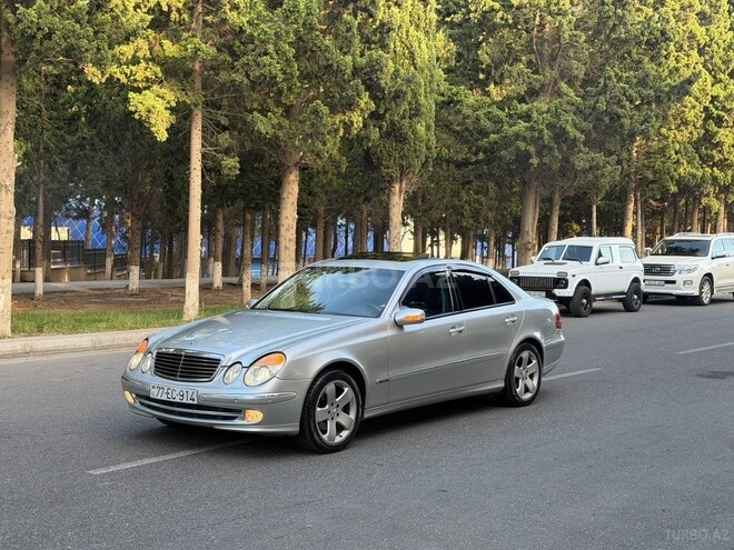 Mercedes E 270 2004, 232,000 km - 2.7 l - Bakı