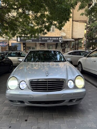 Mercedes E 320 2000, 450,000 km - 3.2 l - Bakı