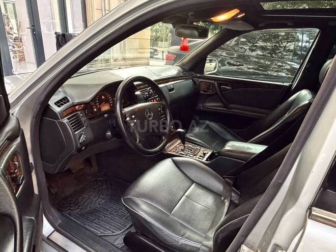Mercedes E 320 2000, 450,000 km - 3.2 l - Bakı
