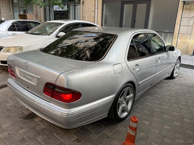 Mercedes E 320 2000, 450,000 km - 3.2 l - Bakı