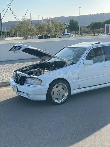 Mercedes C 230 1999, 390,000 km - 2.3 l - Bakı