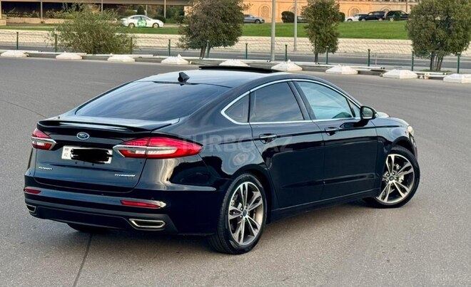 Ford Fusion (North America) 2019, 132,000 km - 2.0 l - Bakı