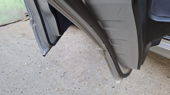 Mercedes C 200 1998, 282,000 km - 2.0 l - Bakı
