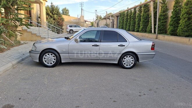 Mercedes C 200 1998, 282,000 km - 2.0 l - Bakı