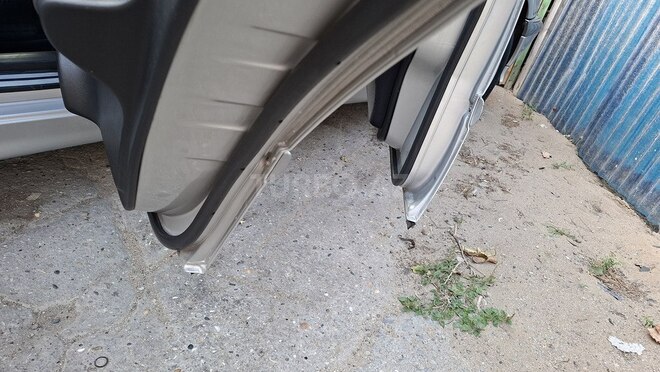 Mercedes C 200 1998, 282,000 km - 2.0 l - Bakı