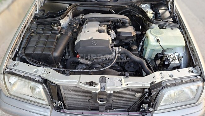 Mercedes C 200 1998, 282,000 km - 2.0 l - Bakı