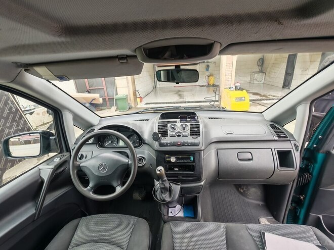 Mercedes Vito 2011, 393,000 km - 2.1 l - Qusar