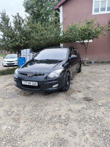 Hyundai i30 2009, 269,000 km - 1.4 l - Qusar