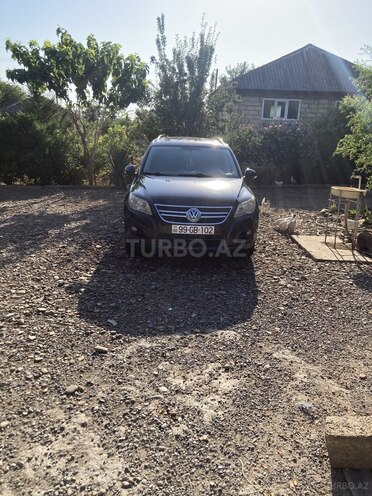 Volkswagen Tiguan 2009, 215,000 km - 2.0 л - Masallı