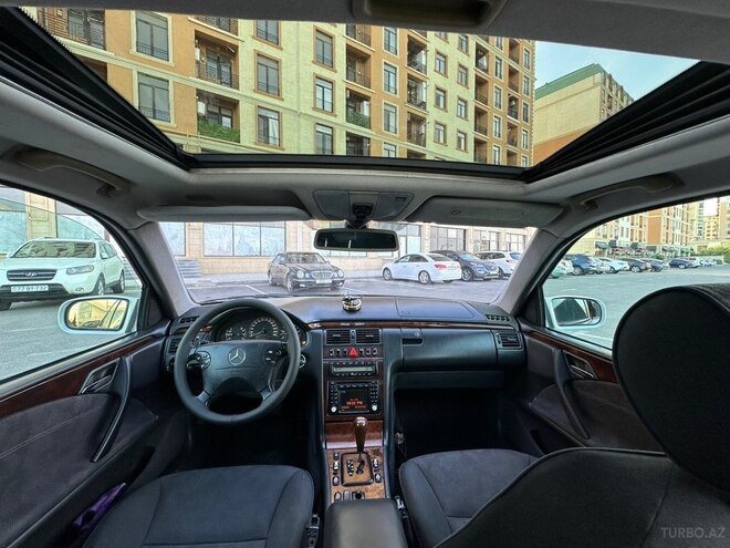 Mercedes E 270 1999, 400,000 km - 2.7 l - Sumqayıt