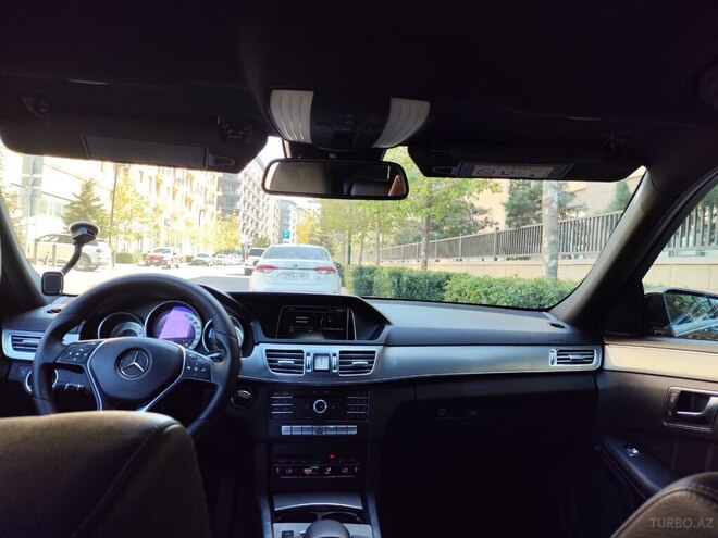 Mercedes E 220 2015, 299,000 km - 2.1 l - Bakı